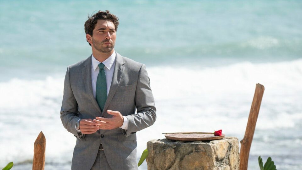 ‘The Bachelor’ Season 28 Finale: And the Last Rose Goes to …